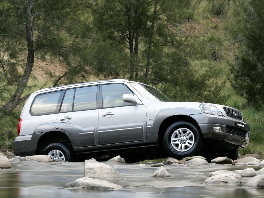  Hyundai Terracan 2004 года  (AU) (фото 2 из 16)